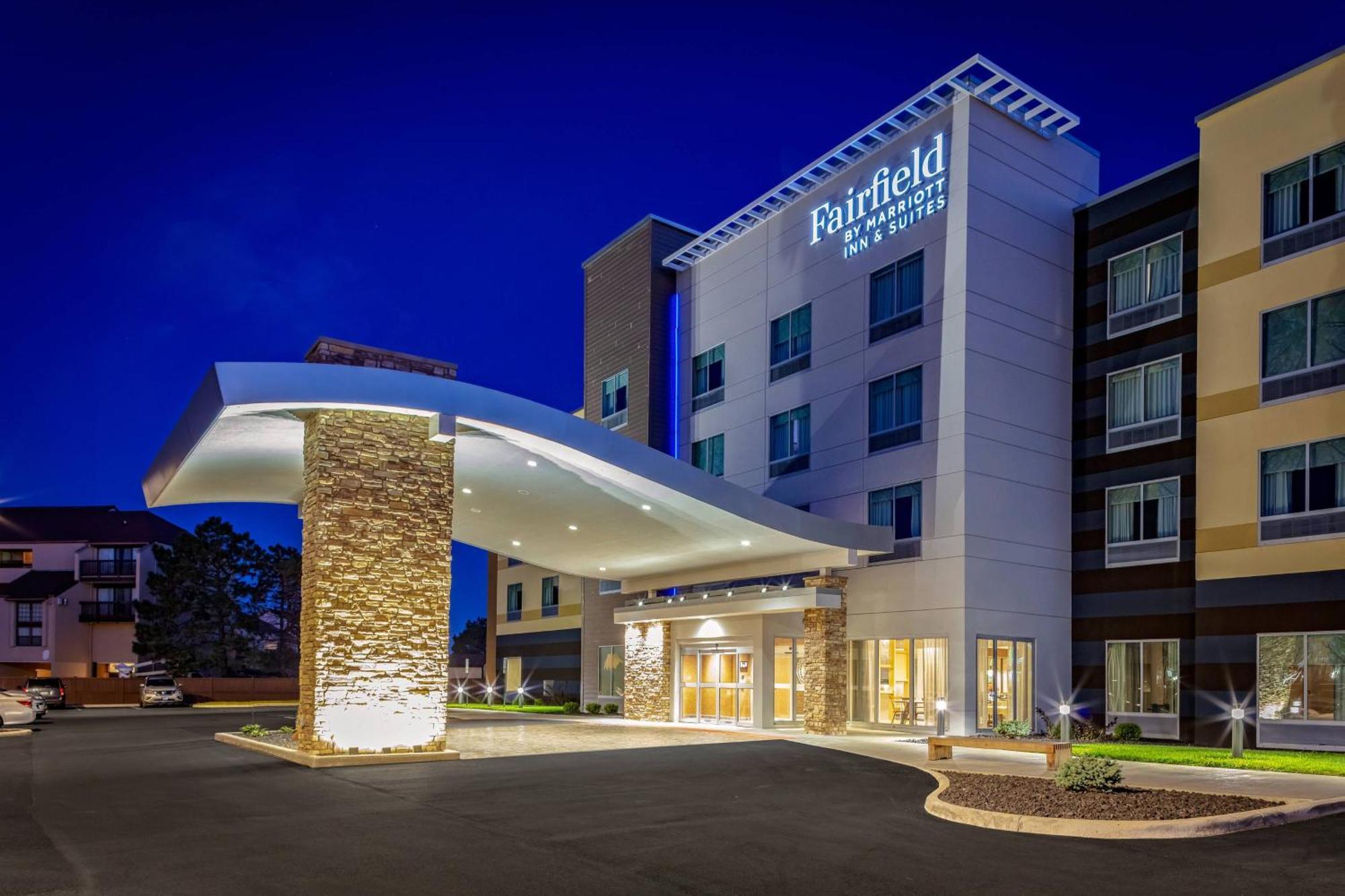 Fairfield By Marriott Port Clinton Waterfront Hotel Exterior foto